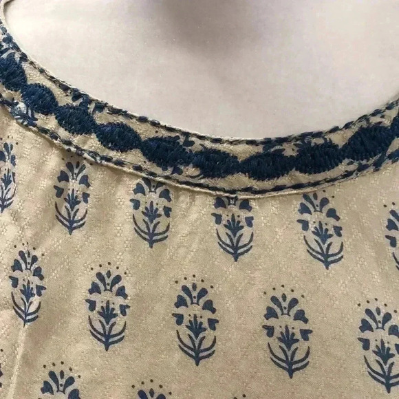 Sigrid Olsen short sleeve pull over blouse.  Size XS - Picture 3 of 10